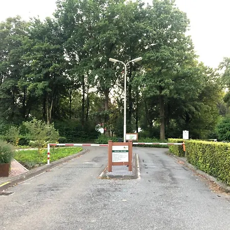 Vakantiebungalow Nr 7 In Het Heuvelland